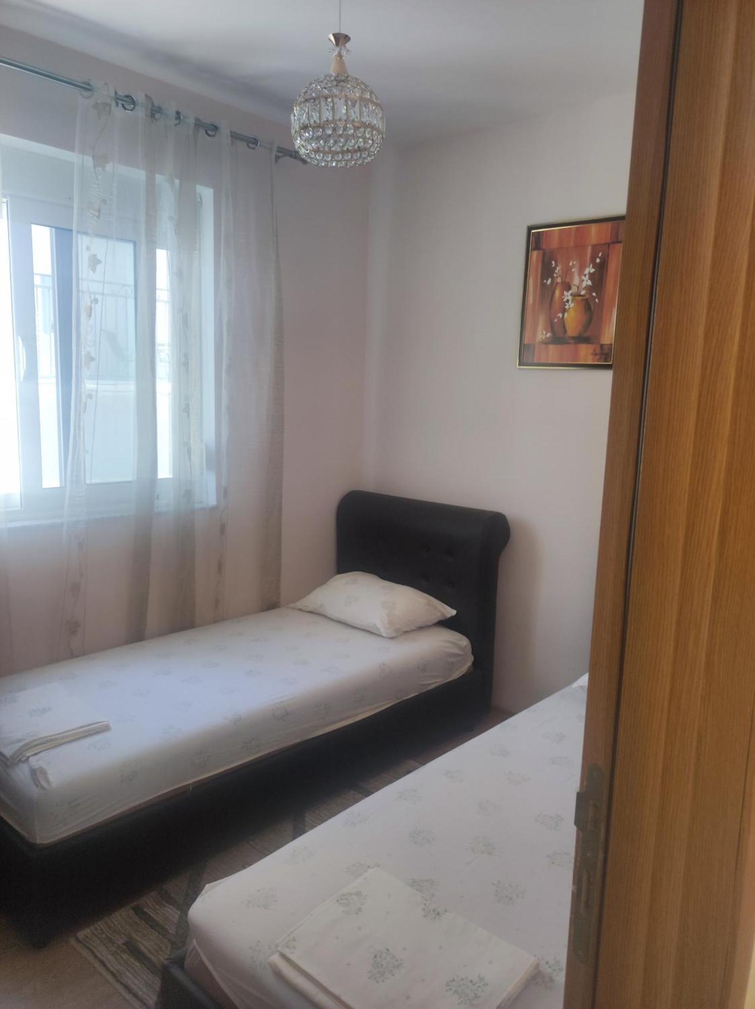 Tahiri Bellevue Apartments ウルツィニ エクステリア 写真