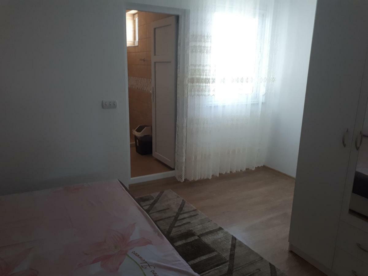 Tahiri Bellevue Apartments ウルツィニ エクステリア 写真
